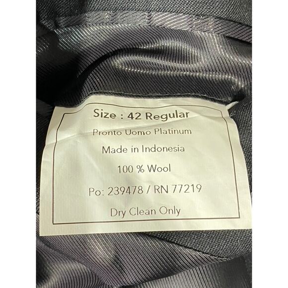 PRONTO UOMO PLATINUM Men's Solid Black Wool Modern-Fit Two-Button Blazer SZ 42R - Picture 11 of 11